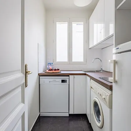 #4people#1bedroom#champselysees#ac