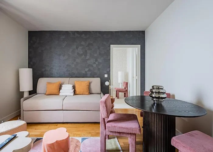 Апартаменты #4people#1bedroom#champselysees#ac *